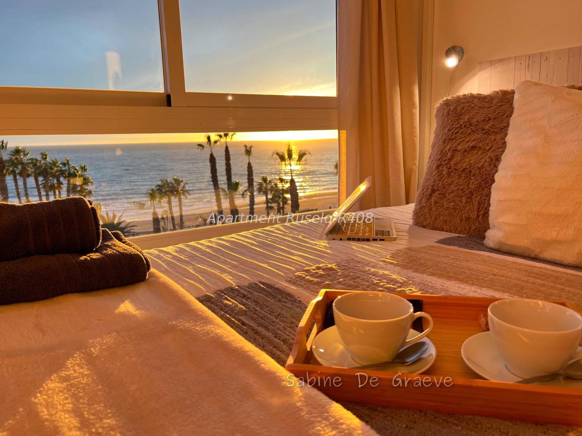 Love Nest By The Sea Wake Up With Ocean Views In Every Room Ruselo R408 Torrox Δωμάτιο φωτογραφία