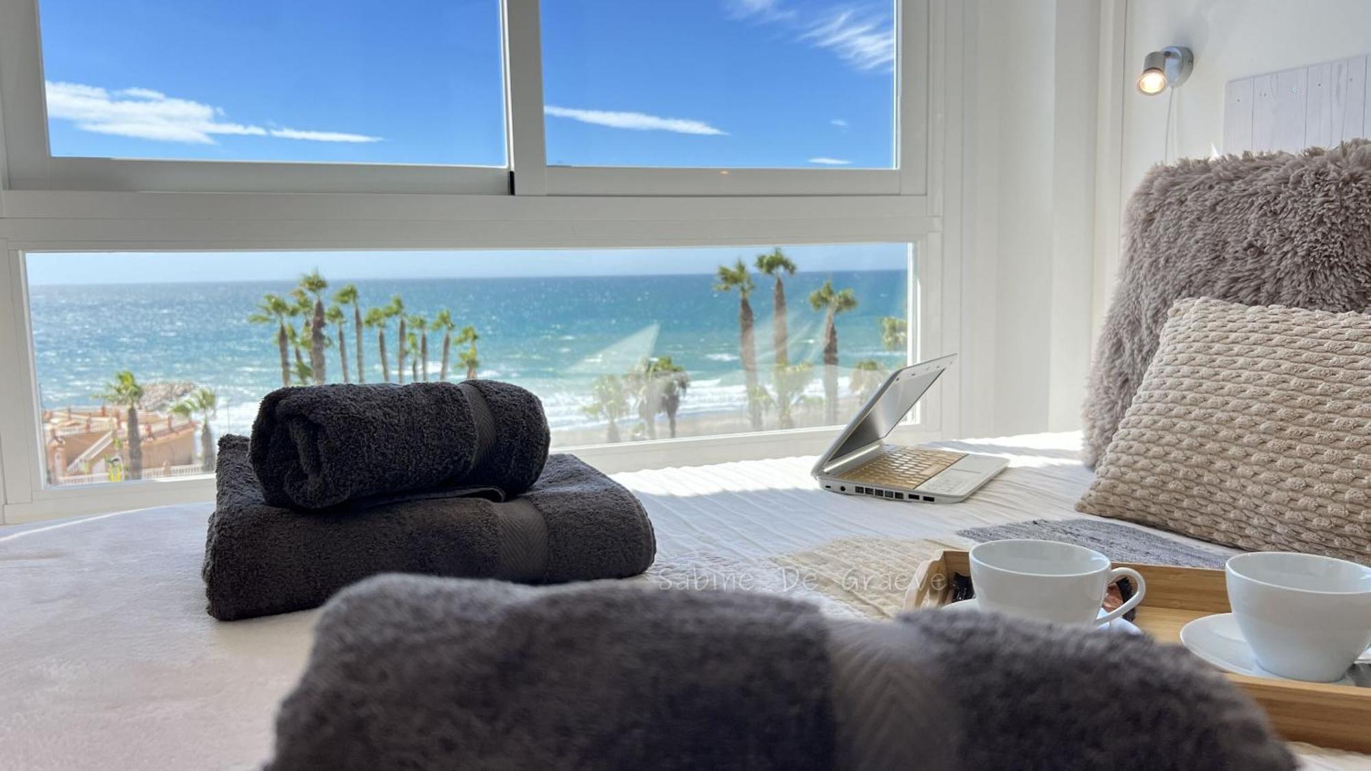Love Nest By The Sea Wake Up With Ocean Views In Every Room Ruselo R408 Torrox Εξωτερικό φωτογραφία