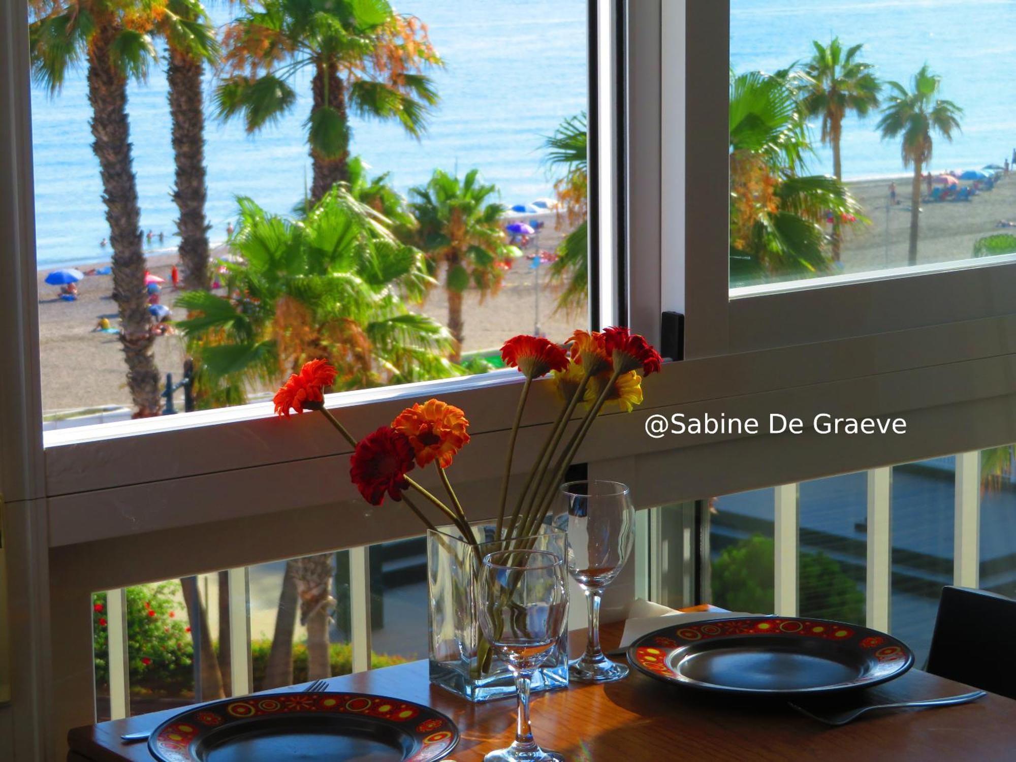Love Nest By The Sea Wake Up With Ocean Views In Every Room Ruselo R408 Torrox Δωμάτιο φωτογραφία