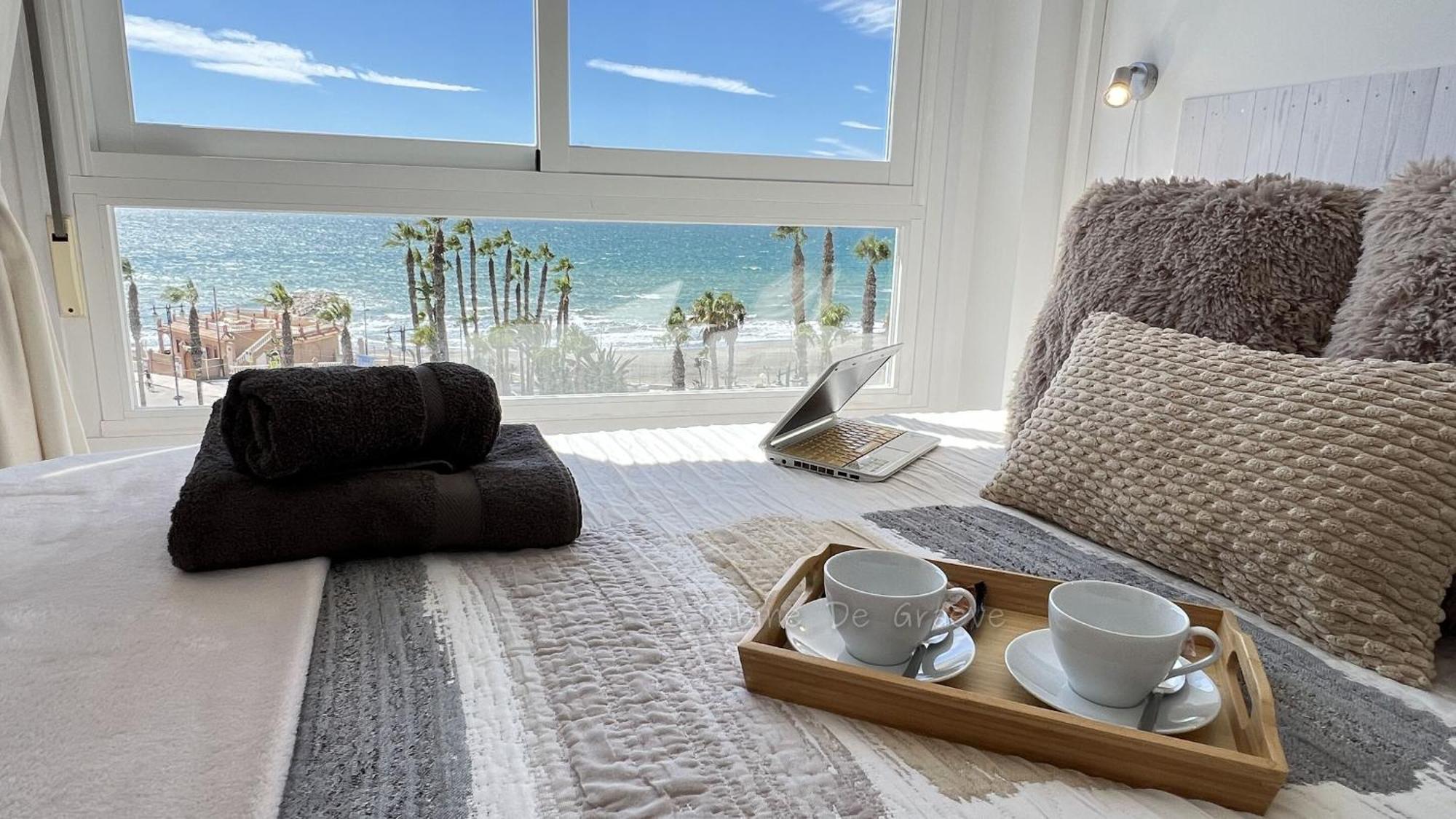 Love Nest By The Sea Wake Up With Ocean Views In Every Room Ruselo R408 Torrox Εξωτερικό φωτογραφία